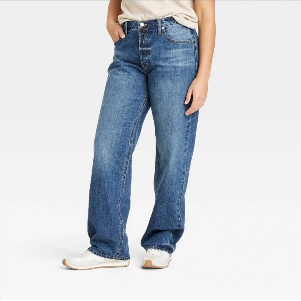 Women's 90s Baggy Blue Jeans - Picture 4 of 6